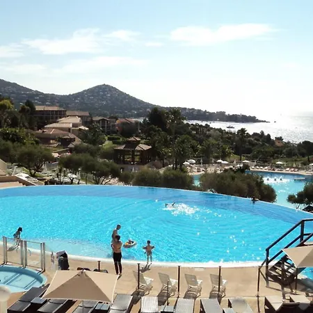 Le Hameau De Cap Esterel - Maeva - Coin 4 Personnes Climatise Vue Sur La Baie Et Le Rastel D'agay Mae-0153 Apartamento *